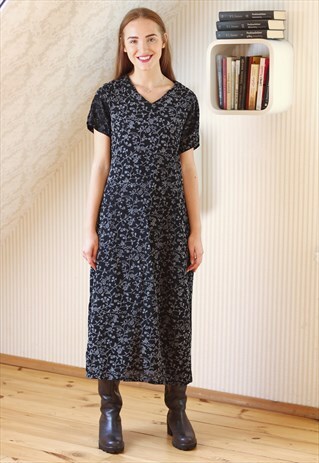 BLACK SHORT SLEEVE DITSY FLORA DRESS