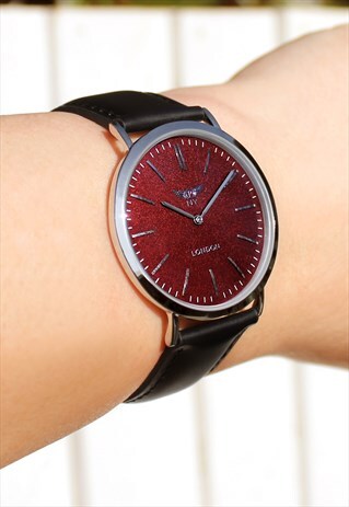 COMPACT SUPER SLIM SILVER LEATHER WATCH
