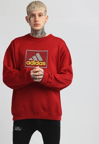 VINTAGE ADIDAS SWEATSHIRT