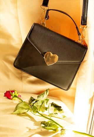 HEART ENVELOPE CROSSBODY BAG