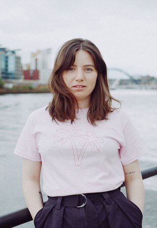 T-SHIRT IN PINK WITH PALM TREE EMBROIDERY