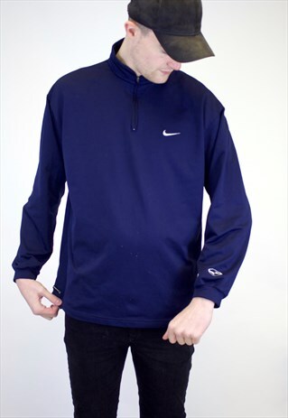 VINTAGE NIKE 1/4 ZIP JUMPER.