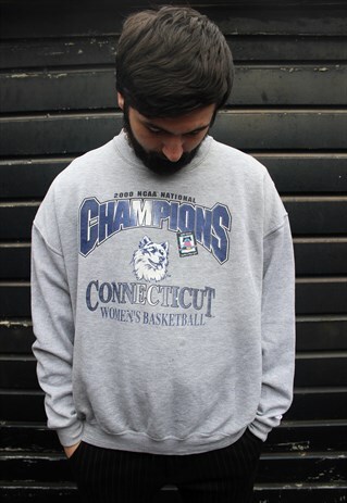 VINTAGE CHAMPION USA COLLEGE BASKETBALL SWEATSHIRT