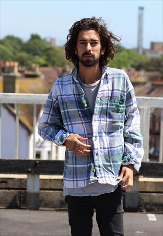VINTAGE // 90'S // CASUAL SHIRT