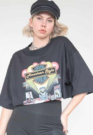 VINTAGE 90S REWORKED CROP TOP T-SHIRT IN BLACK WITH PRINT