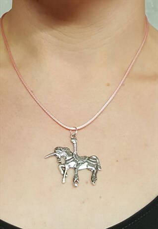 UNICORN CHARM PINK NECKLACE