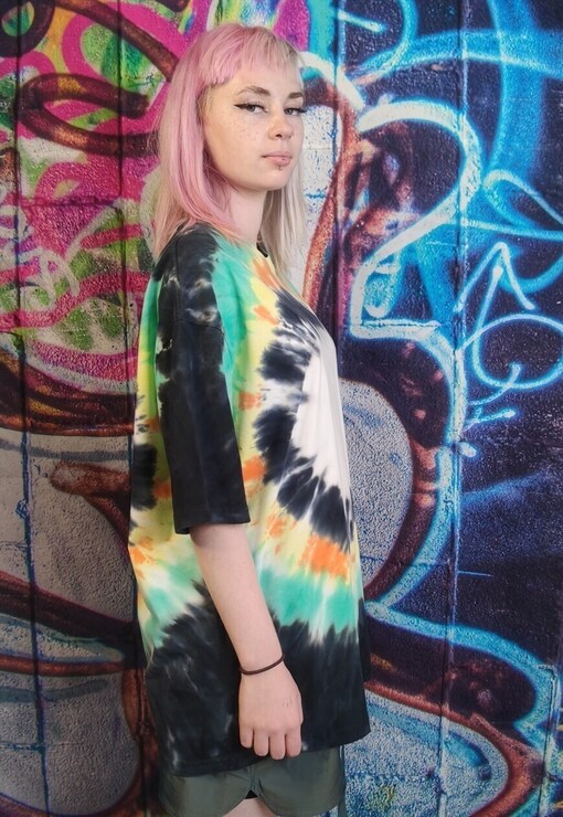 garment image