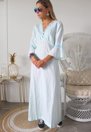 VINTAGE DRESS