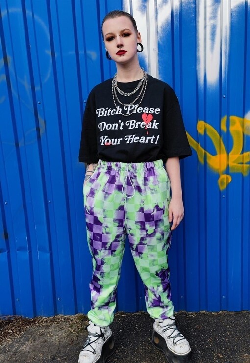 garment image