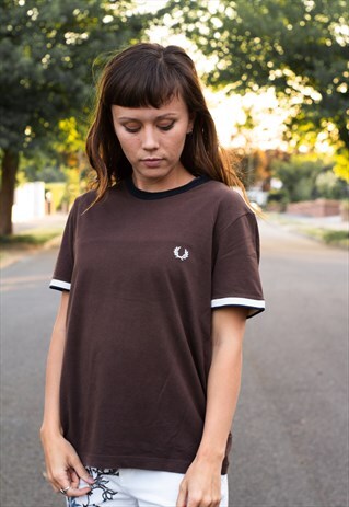 VINTAGE 90'S FRED PERRY RINGER T SHIRT IN BROWN