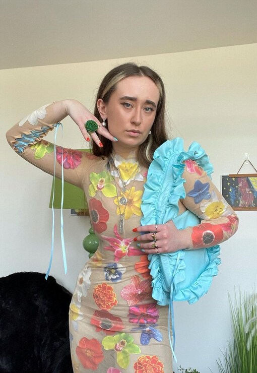 garment image
