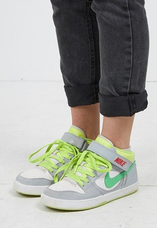 VINTAGE GREY GREEN NIKE HI-TOPS TRAINERS