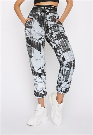 THE REFLECTIVE 'TRACT' JOGGERS