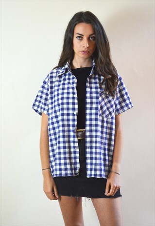 1990S VINTAGE BLUE AND WHITE CHECKED SHORT SLEEVE SHIRT