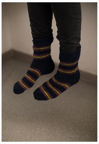NAVY HANDMADE STRIPED KNITTED WOOL SOCKS