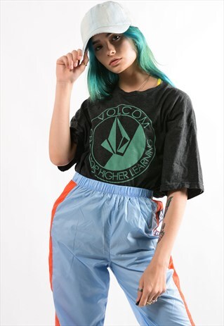 VINTAGE VOLCOM TEE SHIRT