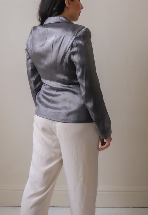 garment image