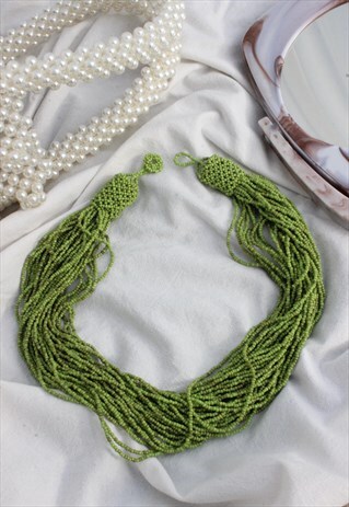 VINTAGE Y2K GREEN GLASS BEADED STATEMENT NECKLACE