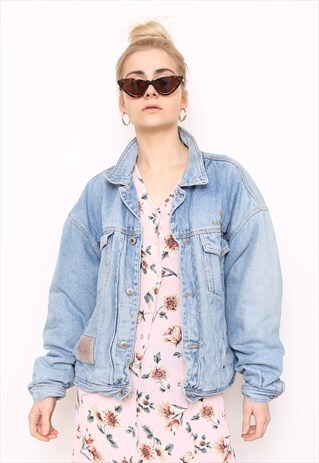 VINTAGE 90S BLUE DENIM OVERSIZED PAISLEY LINED JACKET