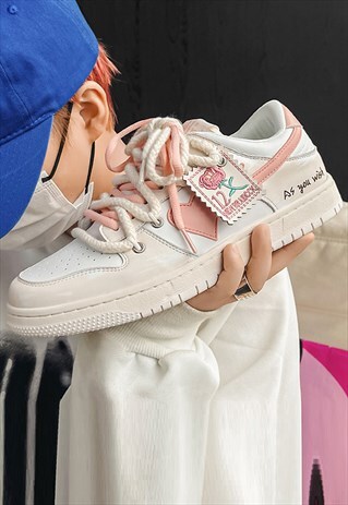 HEART PATCH SNEAKERS CHUNKY SOLE SKATER SHOES IN PINK
