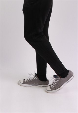 VINTAGE CONVERSE TRAINERS