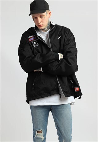 VINTAGE NIKE WINDBREAKER JACKET