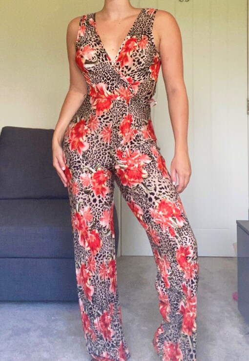 garment image