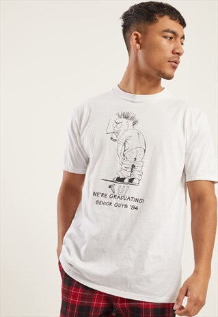 VINTAGE COMEDY GRADUATION GRAPHIC T-SHIRT