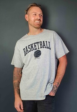Men's Vintage 90's CHAMPION Basketball T-Shirt