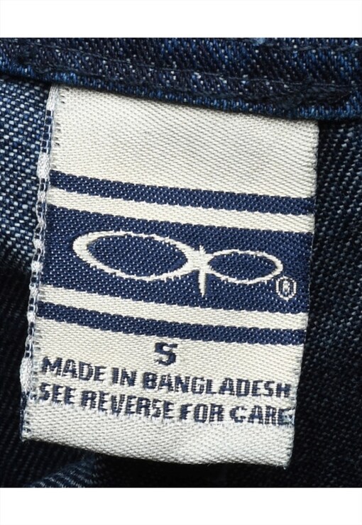 garment image