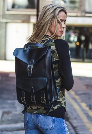BLACK URBAN RETRO BACKPACK