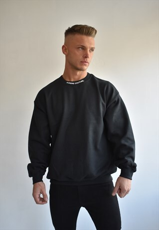 BLACK NECK LOGO SWEATER