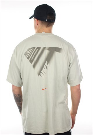 VINTAGE 90S NIKE GRAPHIC T SHIRT TEE