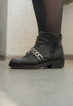 Vintage Y2K Black Leather Chain Boots