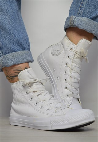 VINTAGE 90S CONVERSE WHITE LEATHER HI-TOPS RETRO PREPPY