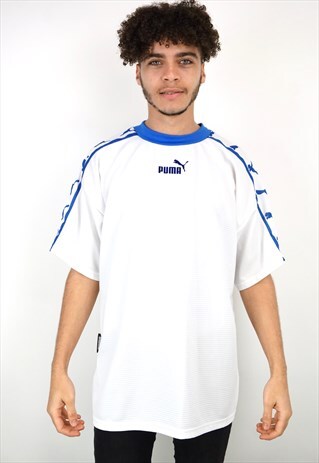 VINTAGE 90'S PUMA T-SHIRT