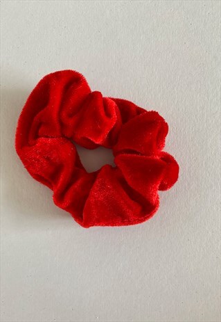 BRIGHT RED VELVET SCRUNCHIE