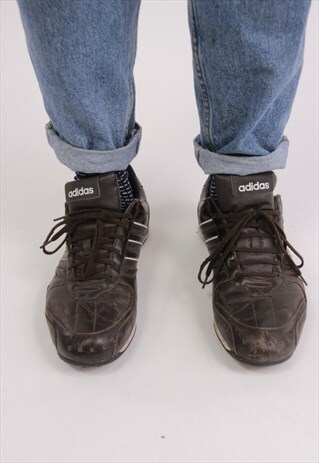 VINTAGE ADIDAS LEATHER TRAINERS