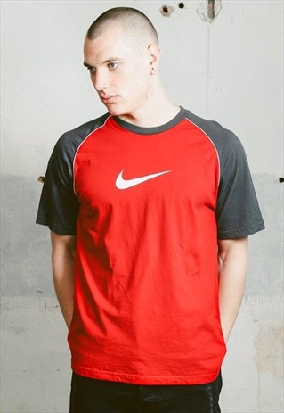 VINTAGE NIKE T-SHIRT