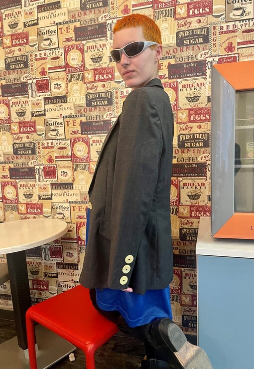 garment image
