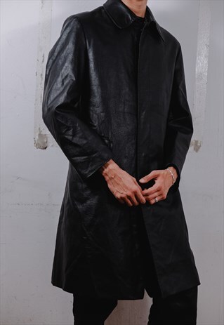 VINTAGE BLACK LEATHER COAT