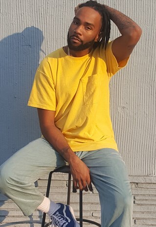 90S MINIMALIST TEXTURED YELLOW SHORT SLEEVE TEE MEDIUM