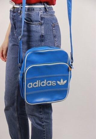 VINTAGE ADIDAS SIDE BAG