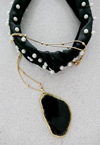 LONG BLACK GEMSTONE PENDANT GOLD NECKLACE