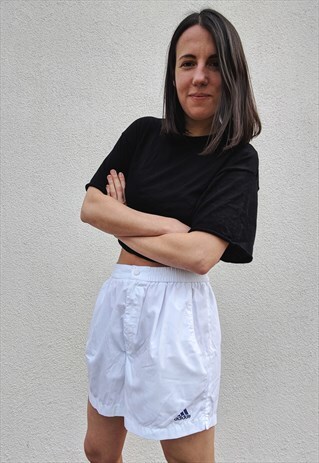 VINTAGE ADIDAS TENNIS SHORTS