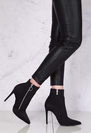 JADA POINTED ZIP RING HEELED ANKLE BOOT IN BLACK LYCRA