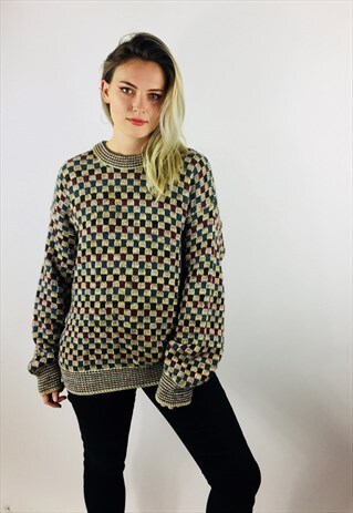 VINTAGE KNITTED PATTERN JUMPER