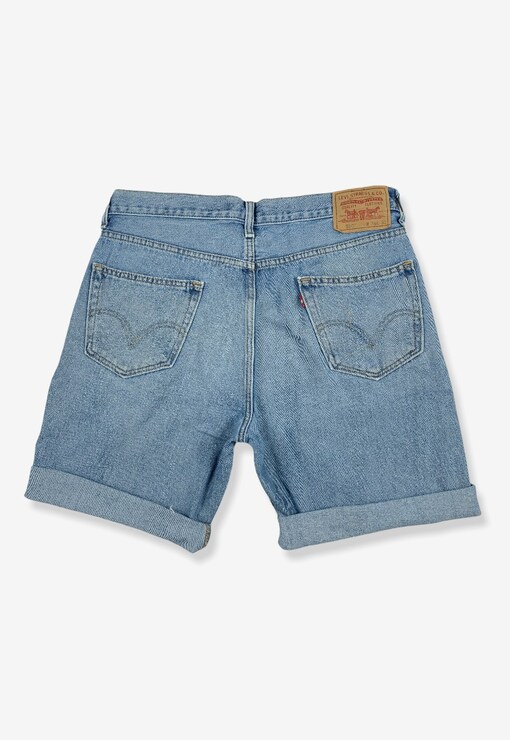 garment image