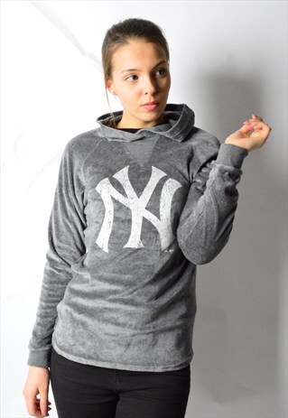 GREY VELVET NEW YORK YANKEES HOODIE SHIRT