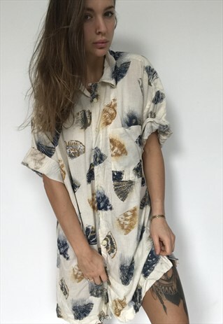 PATTERNED OVERSIZED RETRO VINTAGE UNISEX FESTIVAL SHIRT. ALL